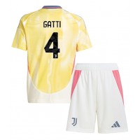 Maglie da calcio Juventus Federico Gatti #4 Seconda Maglia Bambino 2024-25 Manica Corta (+ Pantaloni corti)